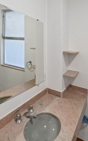 Apartamento para alugar com 113m², 2 quartos e 1 vagaBanheiro Social