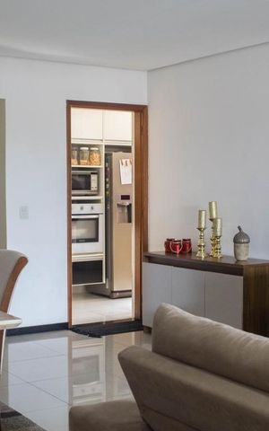 Casa à venda com 650m², 4 quartos e 8 vagas