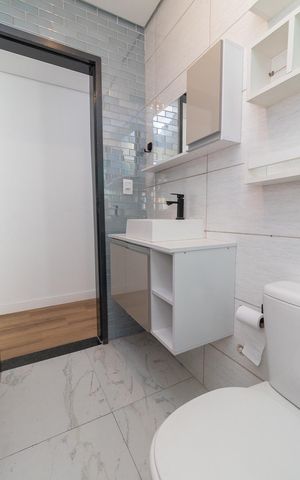 Casa à venda com 204m², 3 quartos e 2 vagasBanheiro Social