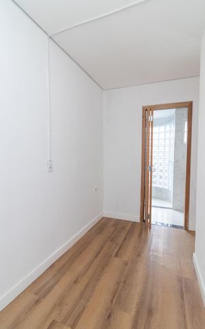 Casa à venda com 204m², 3 quartos e 2 vagasCloset da Suíte