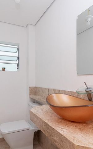Casa à venda com 204m², 3 quartos e 2 vagasLavabo da Sala