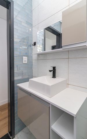 Casa à venda com 204m², 3 quartos e 2 vagasBanheiro Social