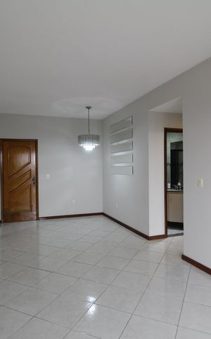 Apartamento à venda com 80m², 2 quartos e 1 vagaSala