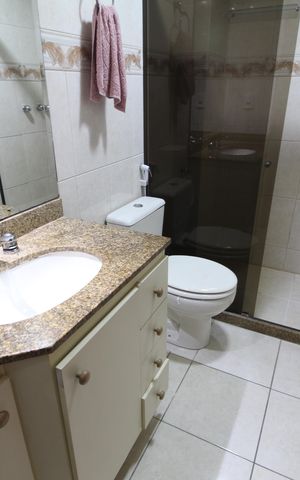 Apartamento à venda com 80m², 2 quartos e 1 vagaBanheiro da Suíte