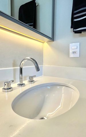 Apartamento para alugar com 50m², 1 quarto e 1 vaga Apartamento para alugar com 50m², 1 quarto e 1 vagaBanheiro da Suíte
