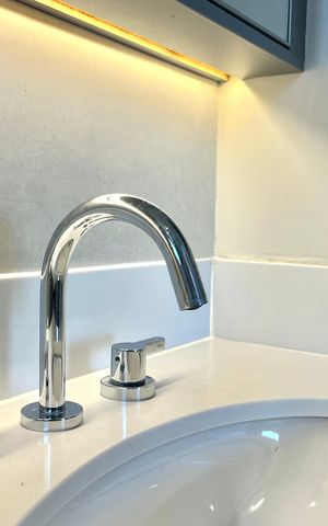 Apartamento para alugar com 50m², 1 quarto e 1 vaga Apartamento para alugar com 50m², 1 quarto e 1 vagaBanheiro da Suíte