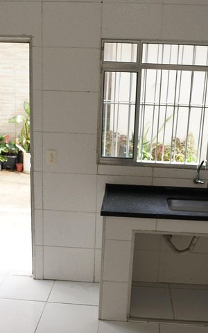 Casa para alugar com 70m², 2 quartos e 1 vagaSala/Cozinha