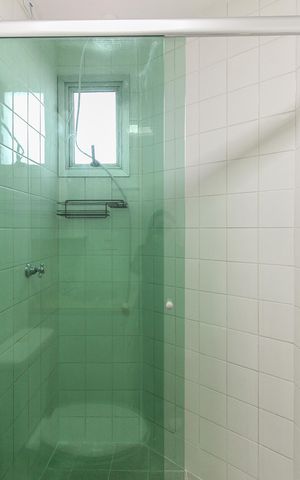 Apartamento à venda com 37m², 1 quarto e 1 vaga Apartamento à venda com 37m², 1 quarto e 1 vagaBanheiro da Suíte