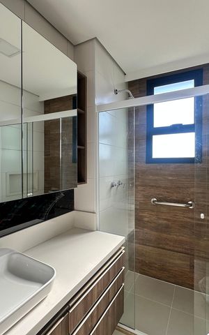 Apartamento à venda com 112m², 3 quartos e 2 vagasBanheiro da Suíte 1