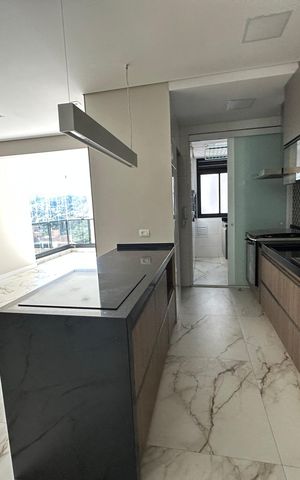 Apartamento à venda com 112m², 3 quartos e 2 vagasCozinha