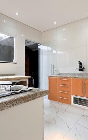 Casa à venda com 110m², 3 quartos e 1 vaga Casa à venda com 110m², 3 quartos e 1 vagaCozinha