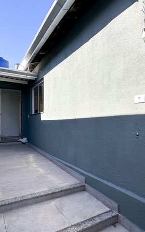 Casa à venda com 110m², 3 quartos e 1 vaga Casa à venda com 110m², 3 quartos e 1 vagaEntrada