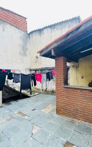 Casa à venda com 82m², 2 quartos e 1 vaga Casa à venda com 82m², 2 quartos e 1 vagaÁrea de Serviço