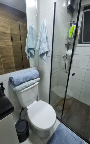 Apartamento à venda com 48m², 2 quartos e 1 vaga Apartamento à venda com 48m², 2 quartos e 1 vagaBanheiro