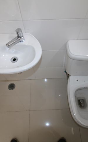 Apartamento à venda com 58m², 3 quartos e sem vagaBanheiro