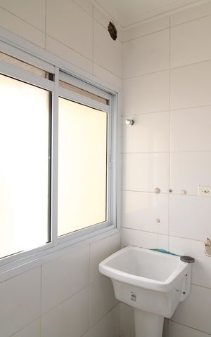 Apartamento à venda com 58m², 3 quartos e sem vagaÁrea de Serviço