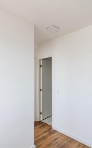 Apartamento à venda com 37m², 2 quartos e 1 vaga Apartamento à venda com 37m², 2 quartos e 1 vagaSala