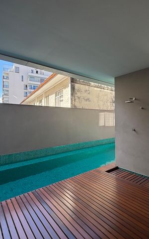 Apartamento à venda com 117m², 2 quartos e 1 vaga Apartamento à venda com 117m², 2 quartos e 1 vagaÁrea comum - piscina
