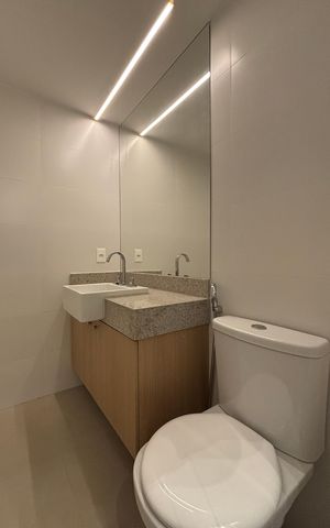 Apartamento à venda com 117m², 2 quartos e 1 vaga Apartamento à venda com 117m², 2 quartos e 1 vagaBanheiro da Suíte 1