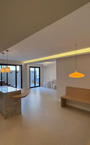 Apartamento à venda com 117m², 2 quartos e 1 vaga Apartamento à venda com 117m², 2 quartos e 1 vagaSala