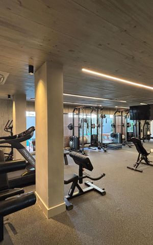 Apartamento à venda com 117m², 2 quartos e 1 vaga Apartamento à venda com 117m², 2 quartos e 1 vagaÁrea comum - academia