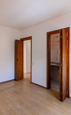 Apartamento à venda com 94m², 3 quartos e 1 vaga Apartamento à venda com 94m², 3 quartos e 1 vagaSuíte