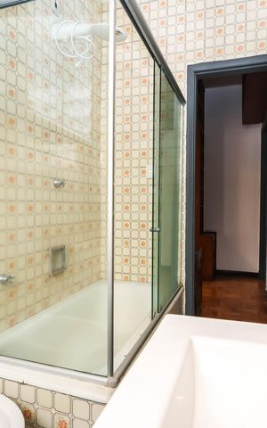 Apartamento para alugar com 75m², 2 quartos e 1 vagaBanheiro