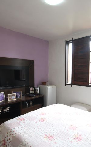 Casa à venda com 1200m², 4 quartos e 3 vagasSuíte
