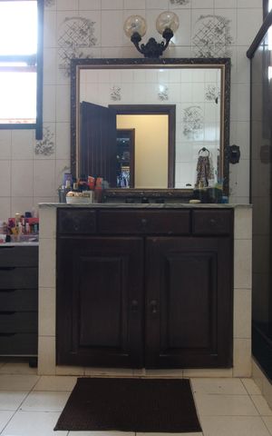 Casa à venda com 1200m², 4 quartos e 3 vagasBanheiro da suíte