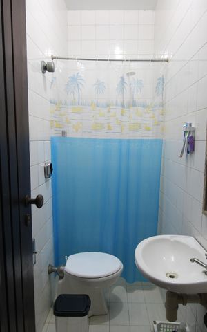 Casa à venda com 1200m², 4 quartos e 3 vagasÁrea de serviço - Banheiro