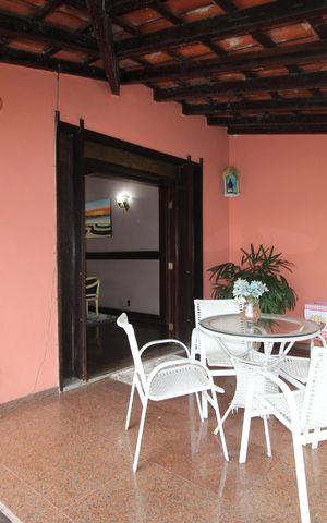 Casa à venda com 1200m², 4 quartos e 3 vagasSala - Varanda