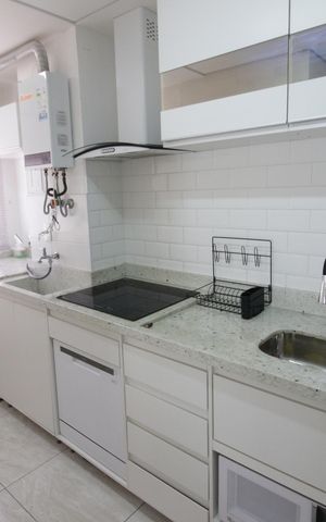 Apartamento à venda com 49m², 2 quartos e 1 vagaCozinha e Área de Serviço