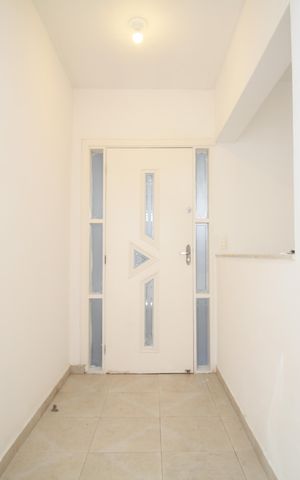 Casa para alugar com 135m², 3 quartos e 2 vagasSala
