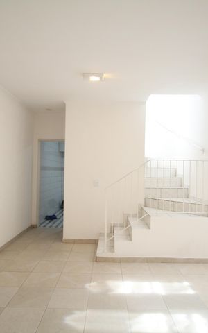 Casa para alugar com 135m², 3 quartos e 2 vagasSala