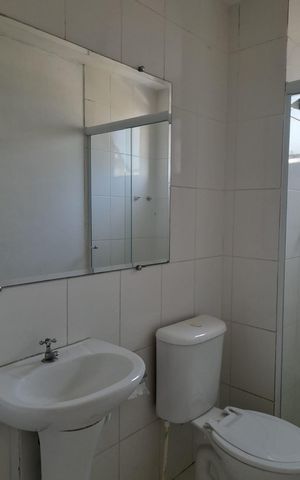 Apartamento para alugar com 45m², 2 quartos e 1 vaga Apartamento para alugar com 45m², 2 quartos e 1 vagaBanheiro