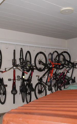 Apartamento à venda com 83m², 3 quartos e sem vagaÁrea comum