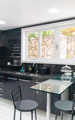 Casa de condomínio à venda com 440m², 5 quartos e 3 vagas