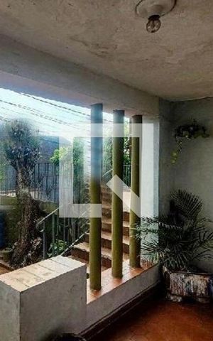Casa à venda com 100m², 2 quartos e 1 vaga