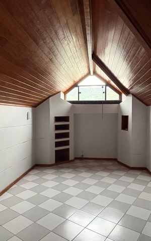 Casa para alugar com 260m², 4 quartos e 3 vagas Casa para alugar com 260m², 4 quartos e 3 vagasQuarto 2