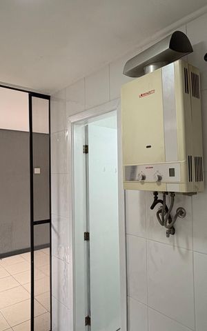 Casa para alugar com 260m², 4 quartos e 3 vagas Casa para alugar com 260m², 4 quartos e 3 vagasÁrea externa