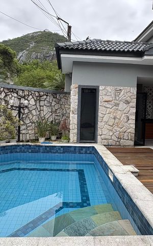 Casa para alugar com 260m², 4 quartos e 3 vagas Casa para alugar com 260m², 4 quartos e 3 vagasÁrea externa