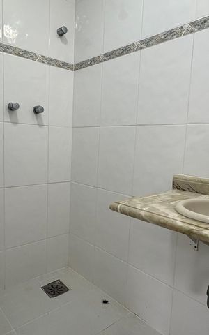 Casa para alugar com 260m², 4 quartos e 3 vagas Casa para alugar com 260m², 4 quartos e 3 vagasBanheiro de serviço