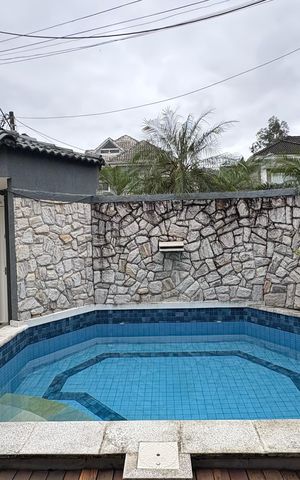 Casa para alugar com 260m², 4 quartos e 3 vagas Casa para alugar com 260m², 4 quartos e 3 vagasÁrea externa
