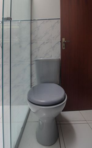 Casa de condomínio para alugar com 100m², 3 quartos e 2 vagas Casa de condomínio para alugar com 100m², 3 quartos e 2 vagasbanheiro 3