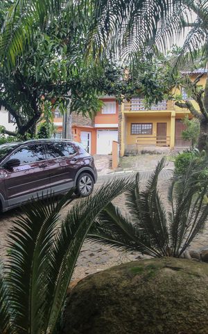 Casa de condomínio para alugar com 100m², 3 quartos e 2 vagas Casa de condomínio para alugar com 100m², 3 quartos e 2 vagasVista