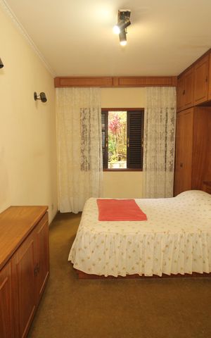 Casa à venda com 126m², 3 quartos e 2 vagasSuíte