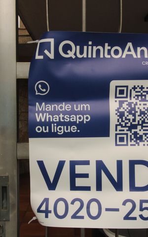 Casa à venda com 126m², 3 quartos e 2 vagasPlaca