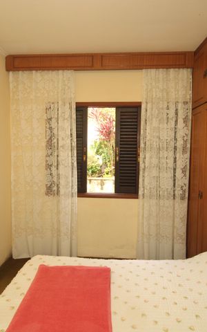 Casa à venda com 126m², 3 quartos e 2 vagasSuíte