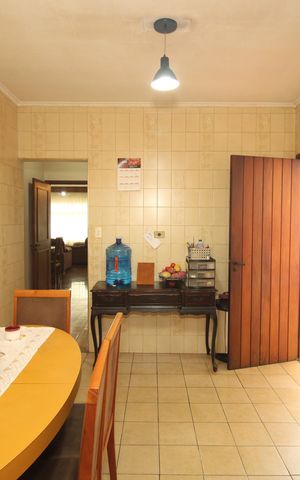 Casa à venda com 126m², 3 quartos e 2 vagasCozinha
