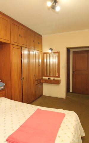 Casa à venda com 126m², 3 quartos e 2 vagasSuíte